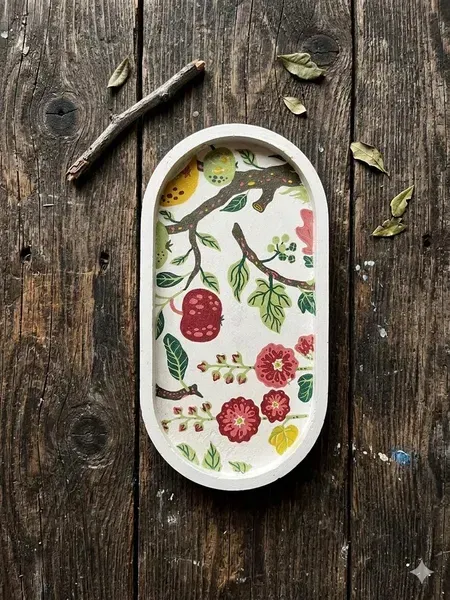 Bandeja de yeso con decoración de servilleta